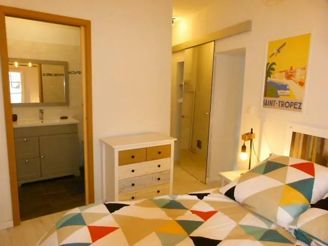 L'Escandihado Apartment Hyeres 0*,